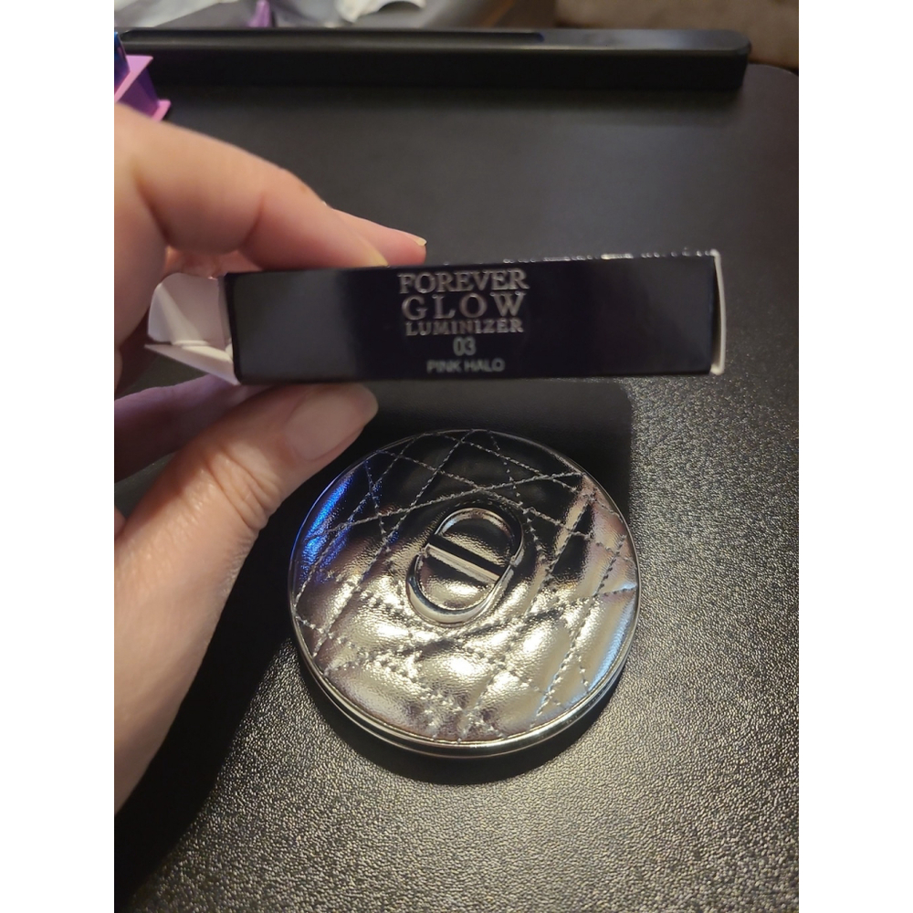 Dior Forever Glow Luminizer Spectacular Highlighting Power #03 Pink Halo, 0.21oz - Picture 9 of 9